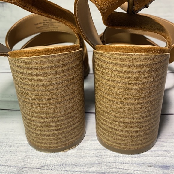 Universal Thread Chunky Heel Sandals Size 7.5 - Picture 11 of 13